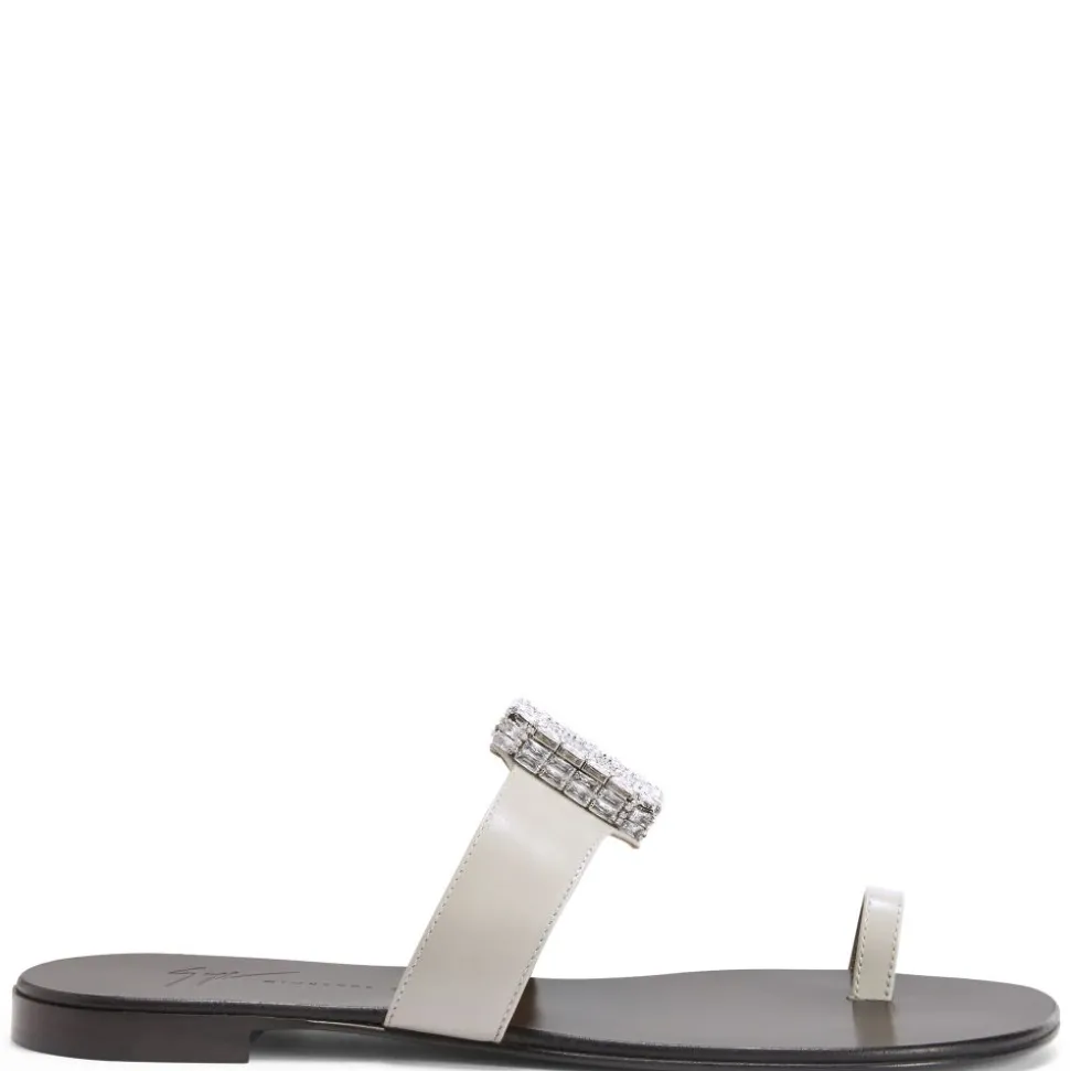 BLAHIR FLAT